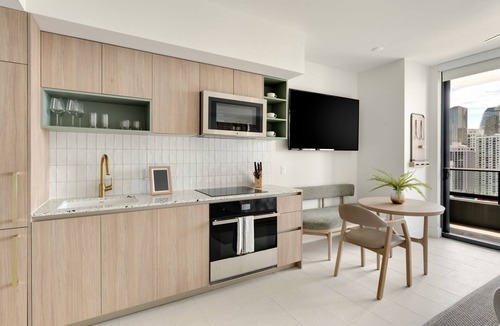 Downtown Miami Condo | 601 RESIDENCES CHARMING STUDIO UNIT #2412