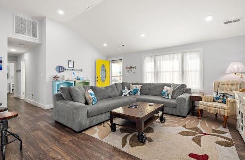 Little Salisbury House | 9204 Caribbean Dr - Caribbean Breeze