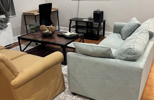 Peachtree Center Condo | A cozy getaway in the heart of Atlanta. Minutes from all Major events.