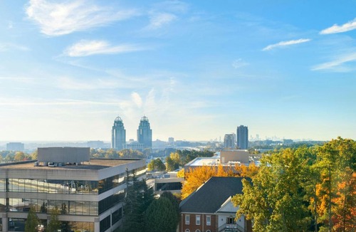 Sandy Springs Hotel | Aloft by Marriott Atlanta Perimeter Center