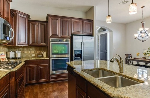 Lakeway Condo | Amazing upscale beautiful home near Lake Travis and panoramic hill country view.