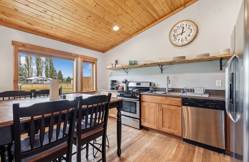 Kalispell House | Avalanche Cabin @ Explorer's Basecamp