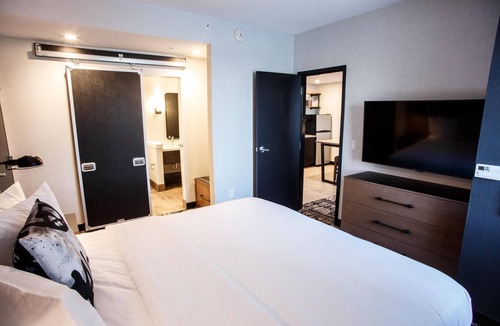 Lititz Hotel | Backstage Vibe, Lancaster Charm-One of a Kind Lodging-King Suite w/Living Area