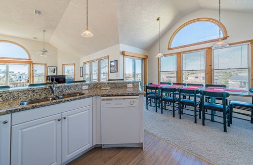 Carolina Dunes House | Banana Republic - Duck, Carolina Dunes, 200 Yds to Beach, Pool, Hot Tub, Ocean View