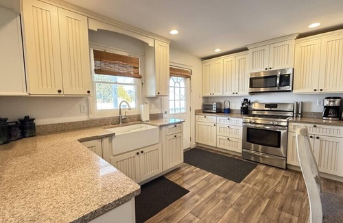 Point Pleasant Beach House | Beach Blk, Walk to All, Family-Friendly Shore Rental, Beach Passes ,WiFi