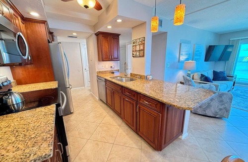 Longboat Key Condo | Beachcomber unit 408