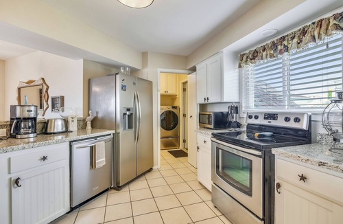 Spanish Grant Cottage | Beachfront Seashell by Ryson Vacation Rentals