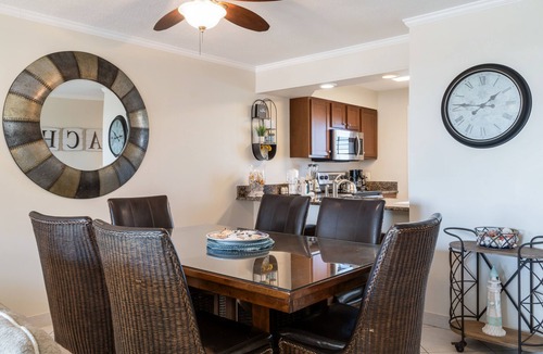 Holiday Isle Condo | Beachfront Views & Endless Fun – Islander 610