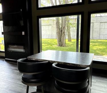 Town of Sullivan House | Big Cat Bungalows at The Haven - Lion 2