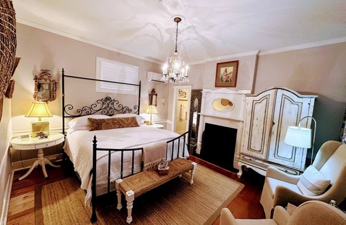 Charleston Historic District Bed & Breakfast | BIJOU, Boutique Inn