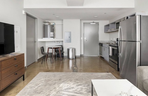 Central City Apartment | Birmingham Business District Apartments by Landing