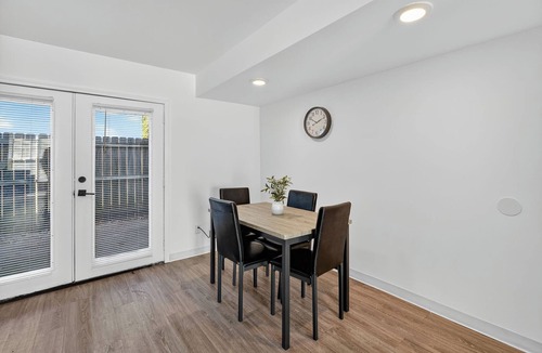 College Park Apartment | Bright, Spacious 2Bd 2.5Bt Townhome Interior