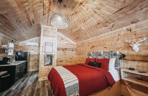 Hartwell Other | Cabin #4 Studio with Kitchenette