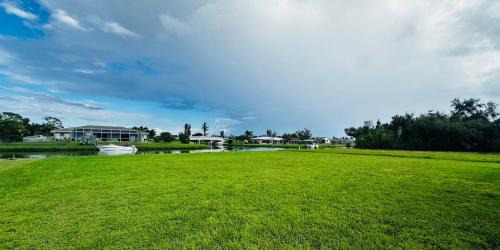 Al Lago Village House | Canal front new everything near Boca Grande Beach