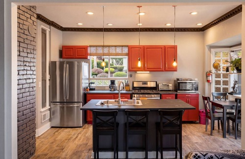 Miller Park House | Capitol Hill Retreat - Virtual Both units