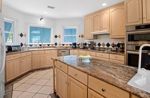 Sugarloaf Key House | *CASSIE’S PARADISE @ SUGARLOAF SHORES* Waterfront Mansion & Pool + LAST KEY SE