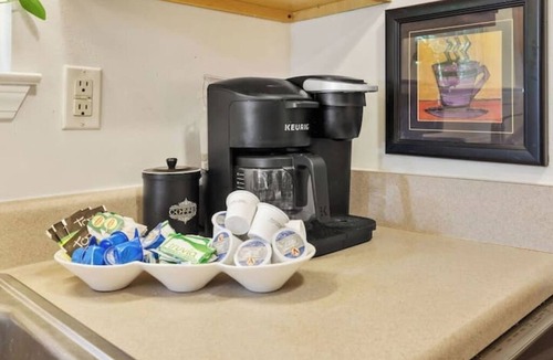 Foley House | Charming 3-bedroom house in lovely Foley just 7 miles to the beach.