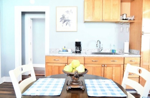 Guntersville Cottage | Charming 3-bedroom lake cottage, sleeps 4-7, in the fishing capital of the south