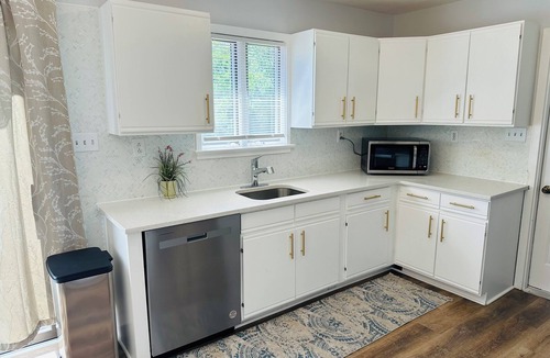 Downingtown House | Charming Downingtown 3BR Home in Timberlake – Family & Pet Friendly