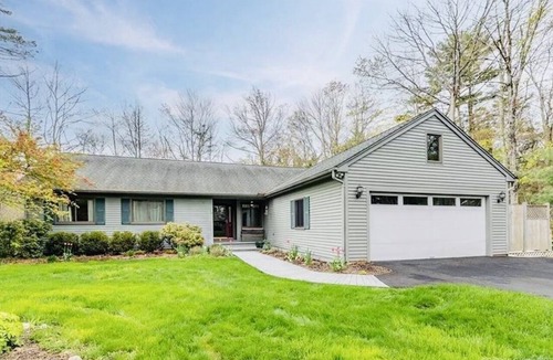 Goshen House | Charming Litchfield lake house - minutes from lake access point and Mohawk Ski