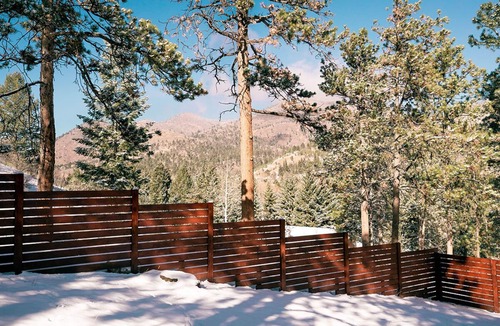 Cascade-Chipita Park Apartment | Charming Private Mountain Haven with Hot Tub; Eco-Friendly!