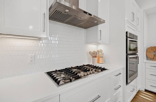 Cinnamon Shore House | Classic Home w/Modern Flair near Beach Boardwalk, Pool & More Amenities!
