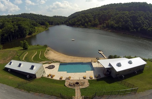 Meadow Bluff House | Contemporary Mountain Home and Estate