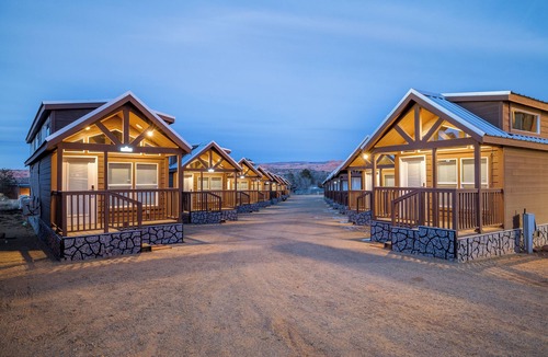 Moab South Valley Cabin | Cozy 2-bedroom cabin #106 in awesome Moab with AC, Wi-Fi