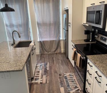 Castleberry Hill Apartment | Cozy Contemporary Condo