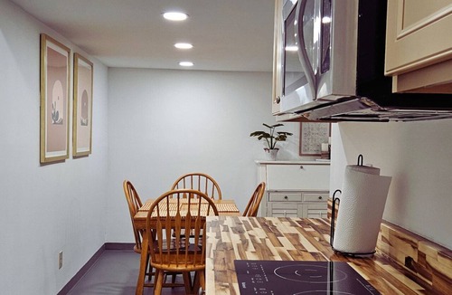 Lawrenceville Apartment | Cozy Lawrenceville Retreat Near I-85, Private Entrance + Full Comforts