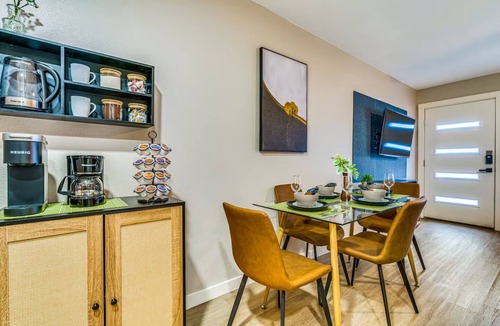 Allandale Apartment | Cozy Studio Apartment- Domain, UT , Downtown Easy City Access Austin