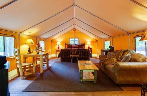 Roseland Cabin | Crabtree Meadows - Luxury Glamping in VA