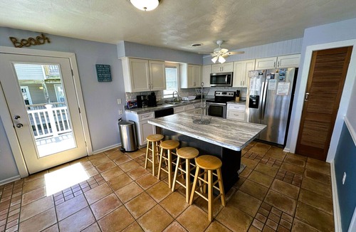 Carolina Dunes House | D109A- Moby Duck features 4 bedrooms, 5 baths, private pool and hot tub.