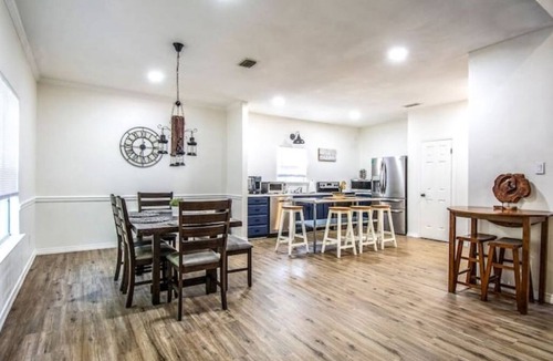 Malbis House | Daphne’s Hideaway