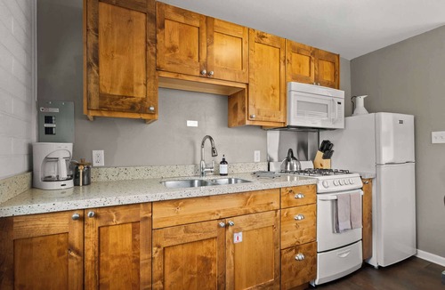 Moab Condo | Desert Views Fire Pit Hot Tub Walkable