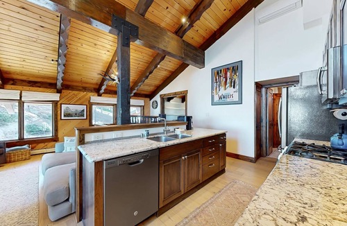 Tahoe Village House | Dog-friendly mountain retreat with private hot tub, fireplace & views, sleeps 8