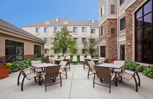 Eagan Apartment | Eagan Accessible Suite | Roll-In Shower & Kitchen