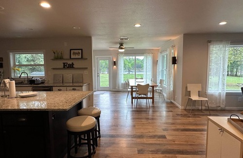Athens House | Eagle Pines - Lakefront Pickleball Bunk Room Fire Pit