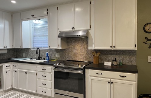 Temple House | Established quiet neighborhood, centrally located well appointed home