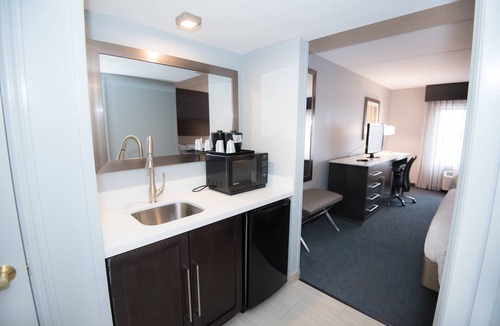 Eagan Park Hotel | Fairfield Inn and Suites by Marriott Atlanta Airport North