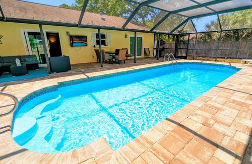 West Bradenton House | ❤️ Family Friendly ❤️ Lovely 3 BR Pool Home - Fiberoptic Internet