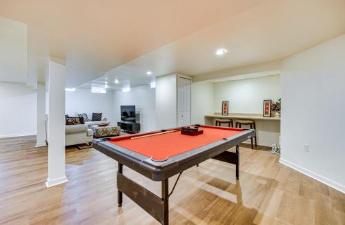 Farmington Hills House | Fire Pit & Yard: Family Home in Farmington Hills!