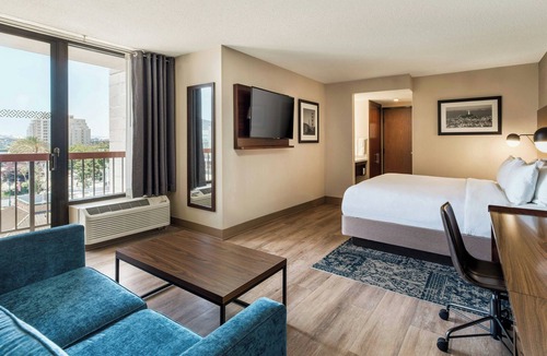 Emeryville Hotel | Four Points by Sheraton San Francisco Bay Bridge