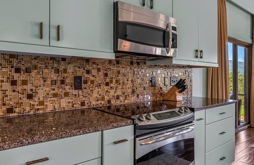 Nebo House | Gorgeous Fall and Winter Mountain & Lake Views/Firepit/Boat Slip Access