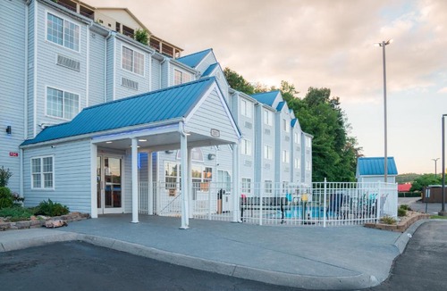 Pigeon Forge Hotel | Guest Inn Pigeon Forge
