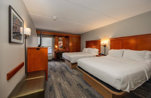 Wheeling Hotel | Hampton Inn Wheeling