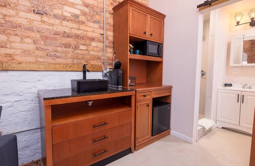 Hartwell Hotel | Hartwell Suites