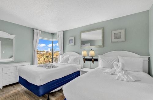 Myrtle Beach Apartment | Hosteeva 1BR Oceanfront Condo in Atlantica Resort near Boardwalk