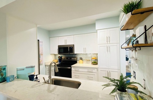 Oceanmarsh Subdivision Condo | ISLAND RETREAT-BEAUTIFUL HARBOR ISLAND CONDO-OCEAN VIEWS & HUNTING ISLAND PASS