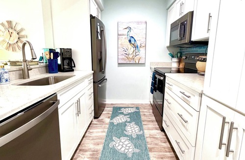 Oceanmarsh Subdivision Condo | ISLAND RETREAT-BEAUTIFUL HARBOR ISLAND CONDO-OCEAN VIEWS & HUNTING ISLAND PASS